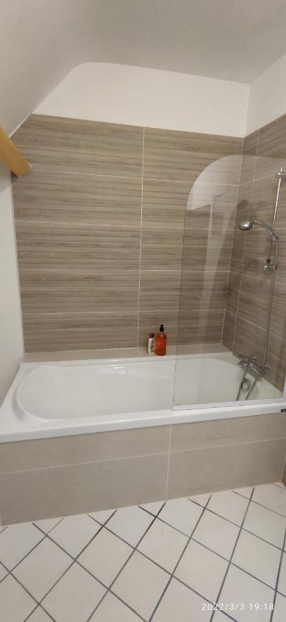 B&B En Plein Coeur De La Foret Artiguelouve Екстер'єр фото