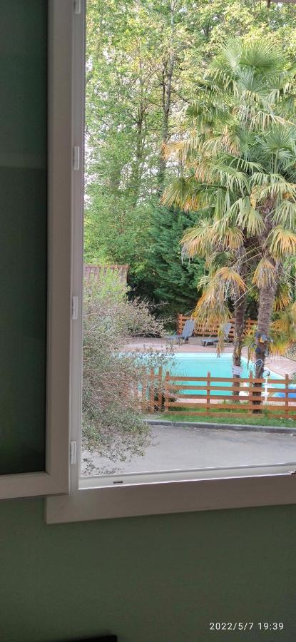 B&B En Plein Coeur De La Foret Artiguelouve Екстер'єр фото